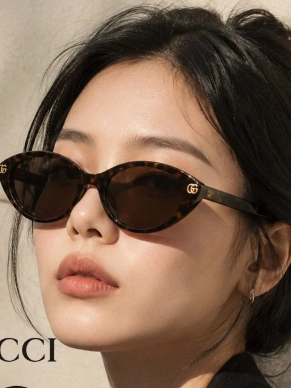 Gucci GG2110S 001 Cat Eye Sunglasses - Black \ Grey